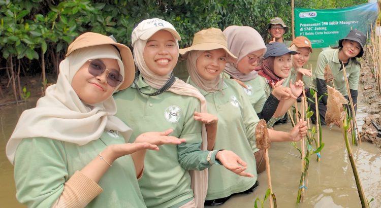 Program Tanam Pantau PT SCI bersama Mangrove Tag di SMC Jateng Semarang.